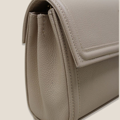 90 Feet Kaya Clutch Bag in Premium Genuine Leather (Beige)